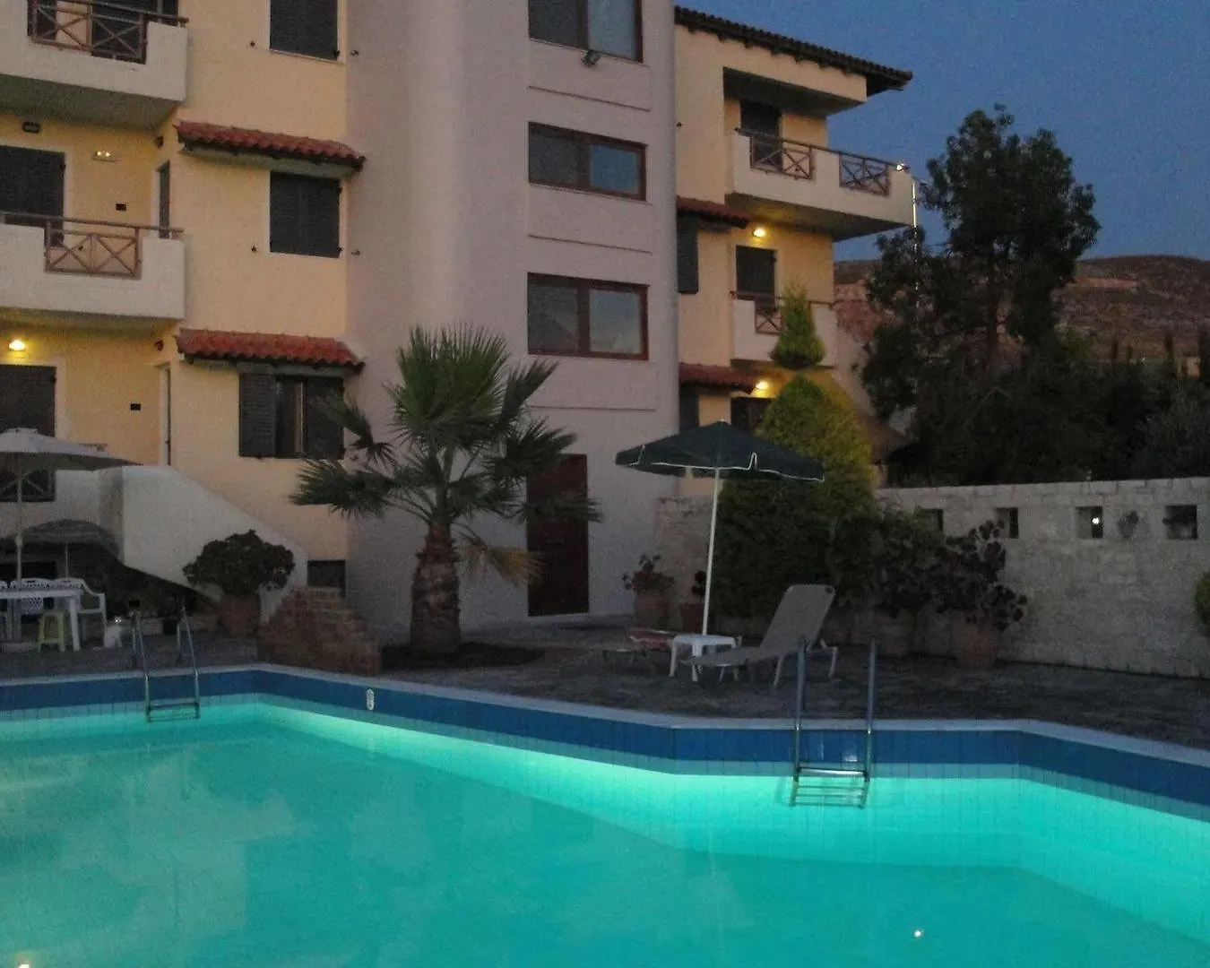 كارتيروس Nancy - Chara Apartments شقة فندقية
